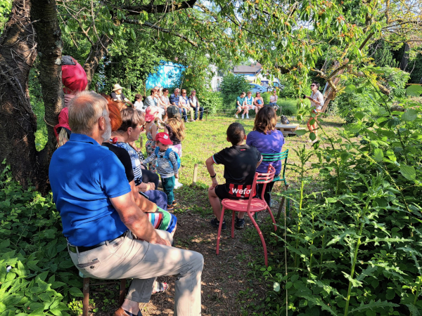 Animation scolaire au jardin partagé des Amis des Sheds © Annick Kiesler